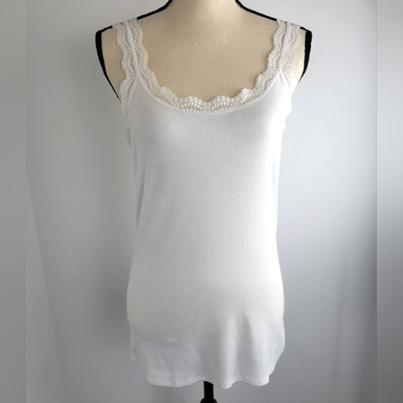Express Tops - Express White Whit Lace Ribbed Tank Top In Size Large